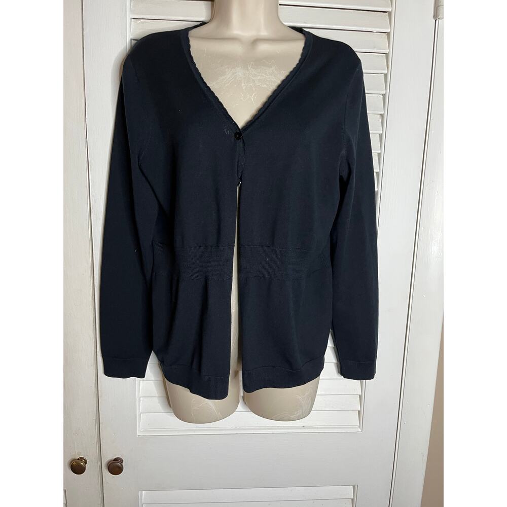 Pendleton Petites black waisted scalloped silk/cotton cardigan Medium Perfect‎
